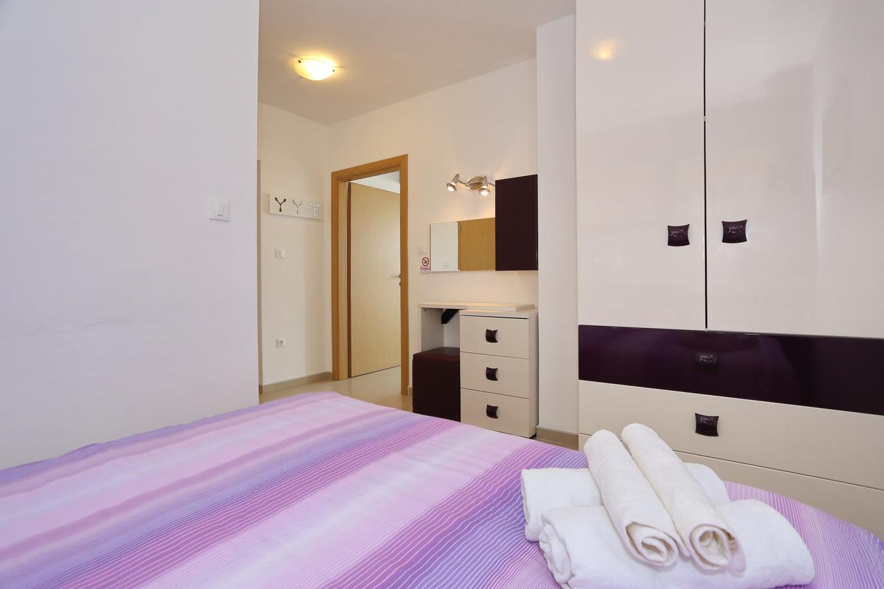 Town Center Apartments ザダル エクステリア 写真