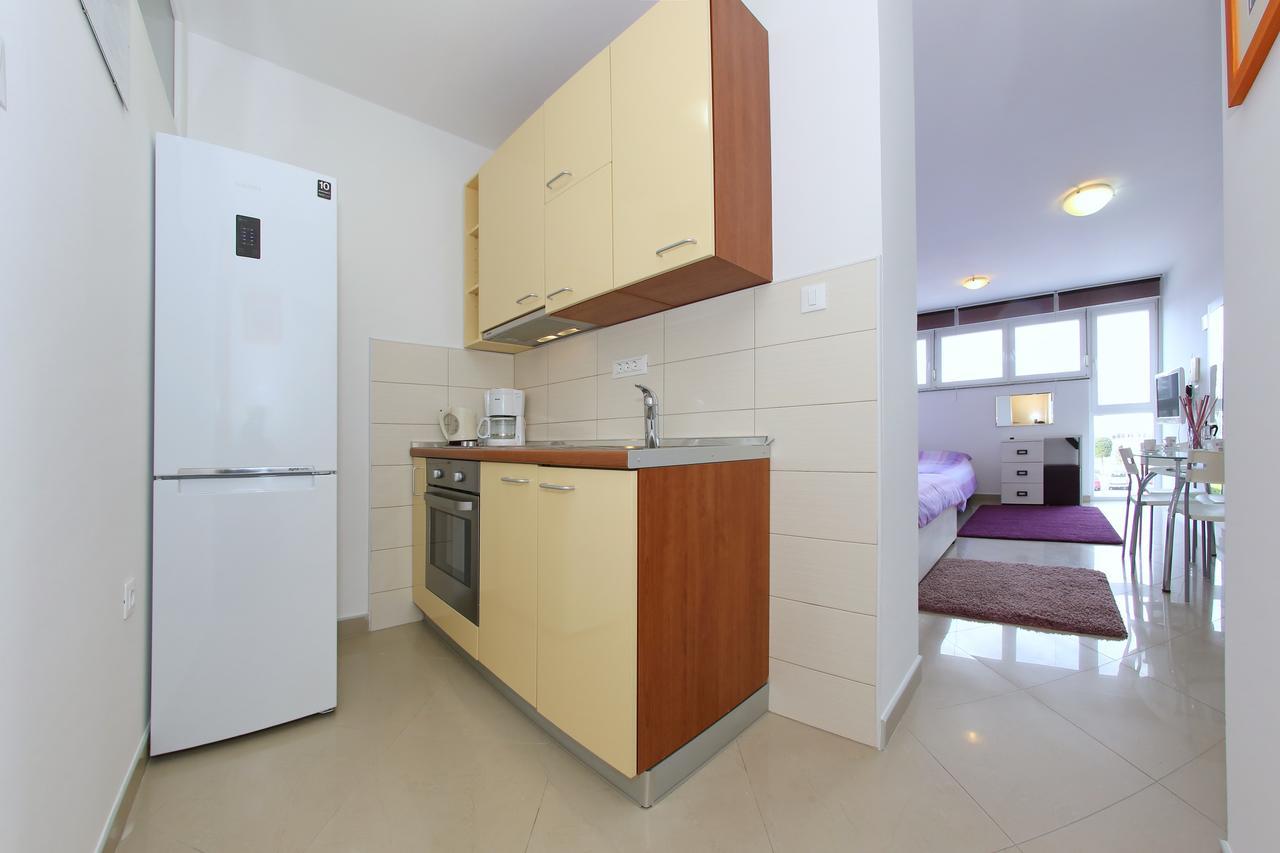 Town Center Apartments ザダル エクステリア 写真