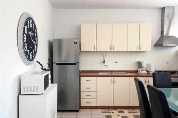 Town Center Apartments ザダル エクステリア 写真